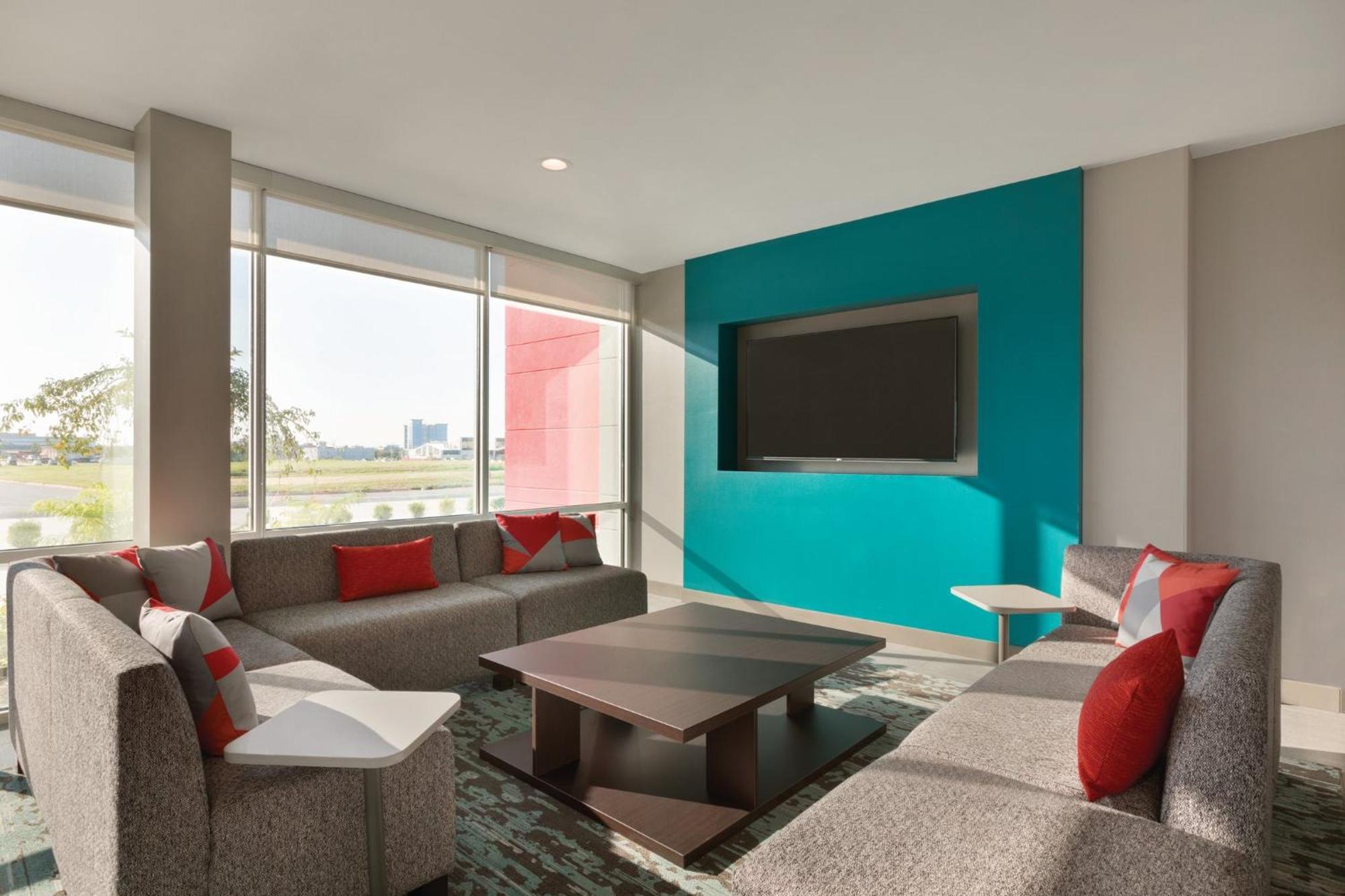 Avid Hotel Traverse City By Ihg Exterior foto